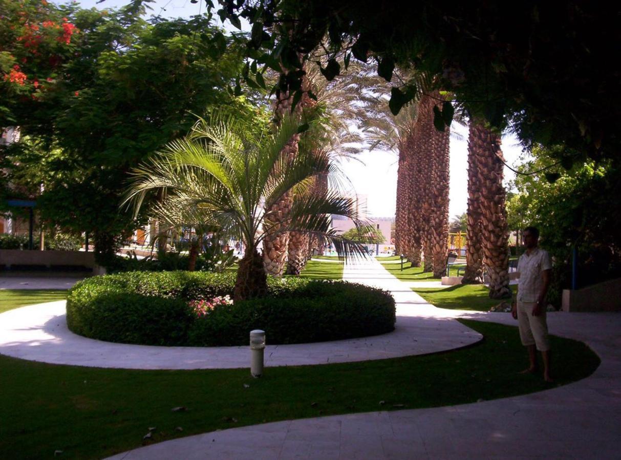 Royal Park Eilat Apartments Extérieur photo